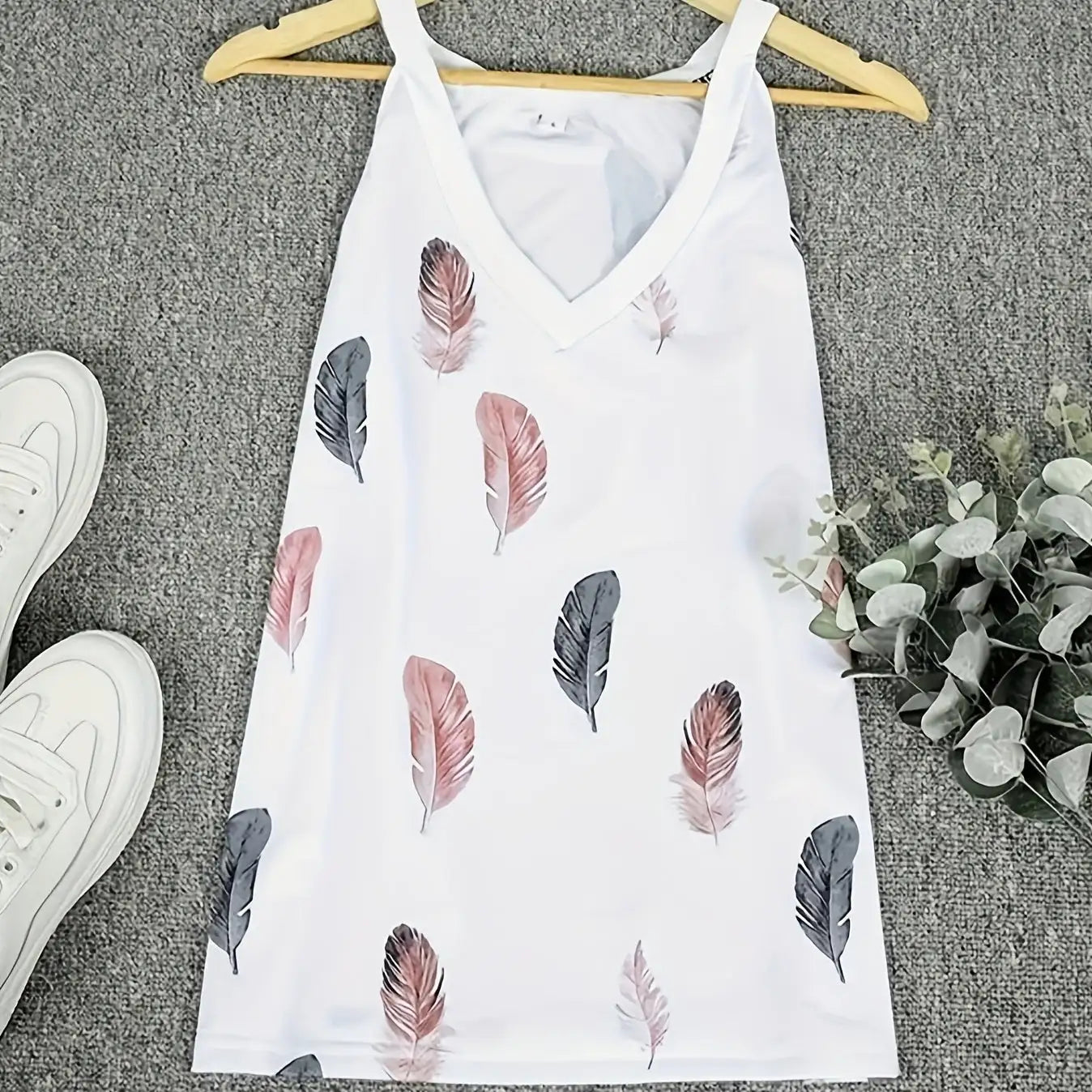 Ladies' V-neck Feather Print Fashionable Versatile Casual Camisole Vest Lootquake LLC  Techno geeks