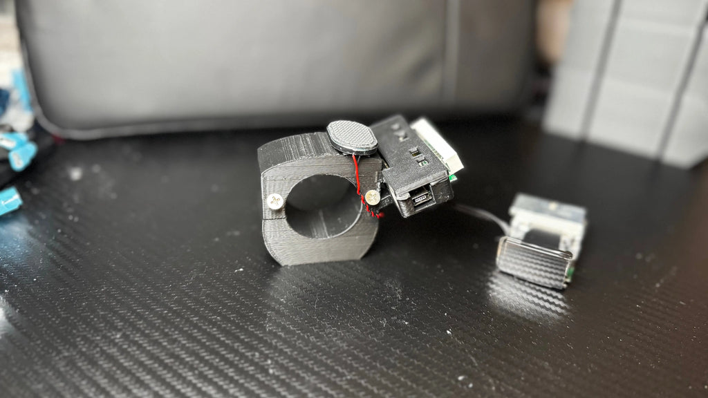 (ORDERING IS TEMPORARY CLOSED RED DES) Universal Radar Detector (Battery Pack) EZE Racing  Techno geeks