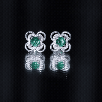 1 Carat Lab Grown Emerald Flower Earrings with Certificate - Techno geeks Rosec Jewels