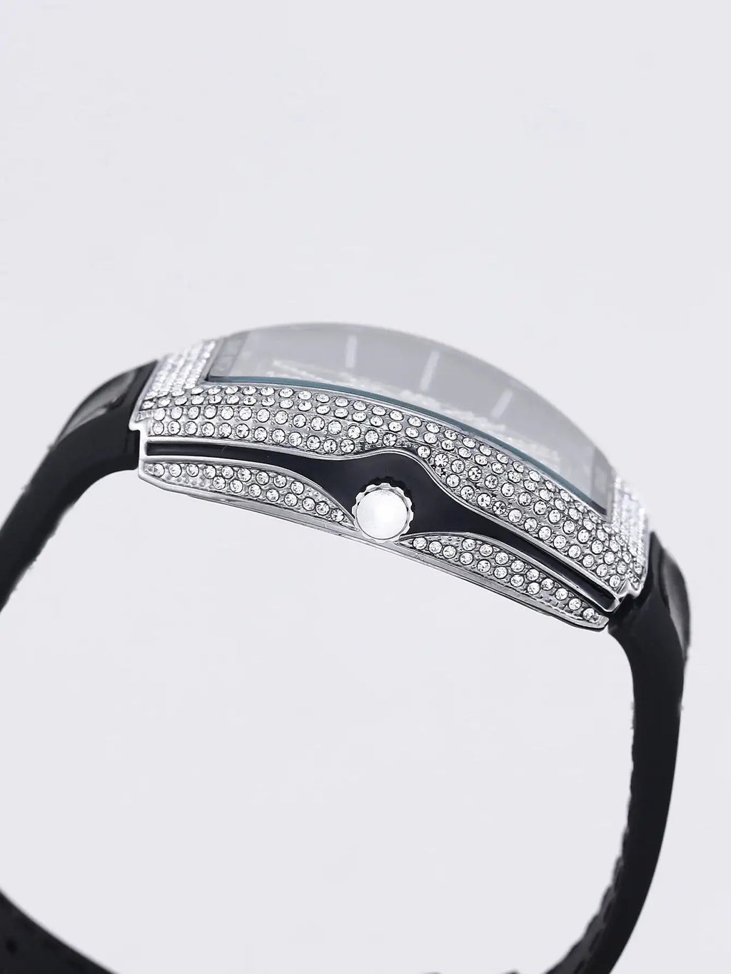 Luxury Diamond wristwatch for women Fasion and elegant quartz watch with silicone watchstrap Waterproof luminous Tonneau watch Lootquake LLC  Techno geeks