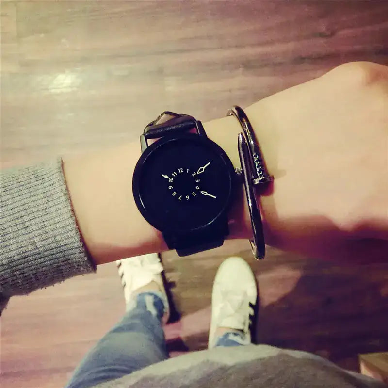 Minimalist Black and White Couple Quartz Watches Lootquake LLC  Techno geeks